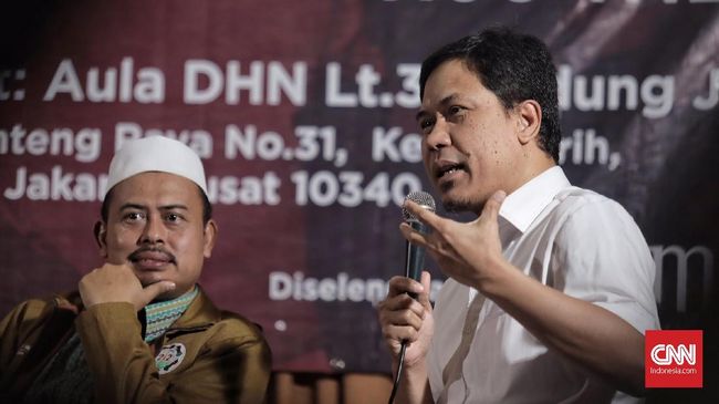 Diketahui, sidang hari ini ditunda karena Munarman tidak dihadirkan oleh jaksa dalam persidangan di PN Jakarta Timur.