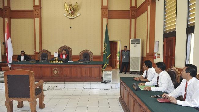 Dalam sidang kasus terorisme dengan terdakwa Munarman, anggota Jamaah Ansharut Daulah turut dihadirkan sebagai saksi.