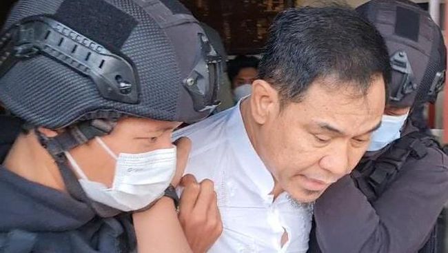 Hakim meminta agar Jaksa menghadirkan sejumlah saksi untuk melanjutkan sidang atas terdakwa Munarman.