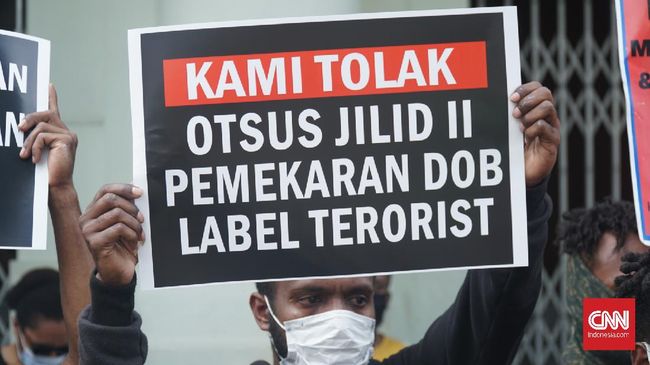 Polisi mengakui beberapa pedemo yang menolak daerah otonomi baru di Yahukimo, Papua, meninggal dunia akibat terkena tembakan.