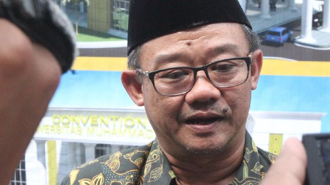 Muhammadiyah protes kriteria penceramah radikal yang dikeluarkan BNPT salah satunya yang kritik pemerintah.