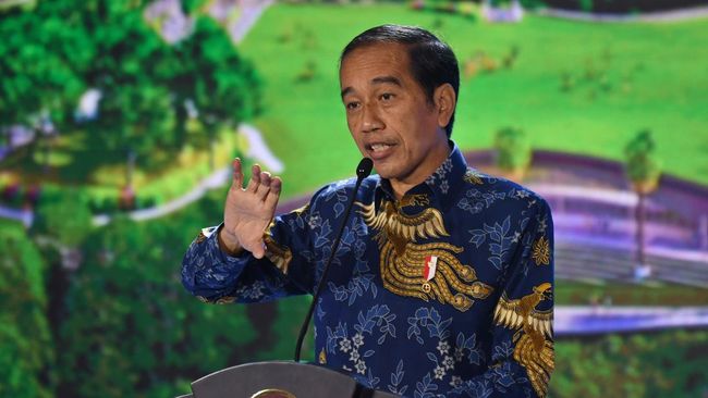 Presiden Joko Widodo meminta Pusat Pelaporan dan Analisis Transaksi (PPATK) terus mengeluarkan terobosan guna menangkal aliran dana terorisme.