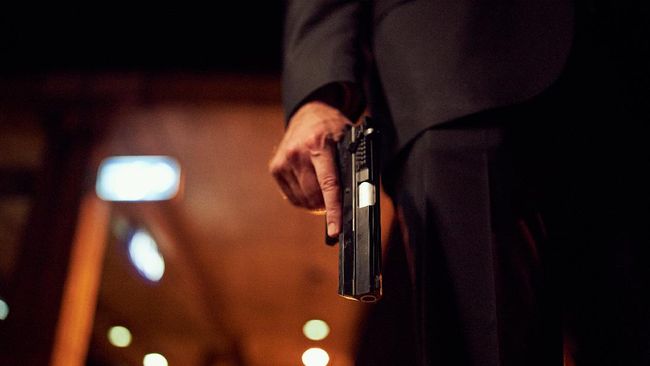 Polisi mendapat informasi bahwa pegawai Dishub Makassar Najamuddin sempat gagal dibunuh lewat santet sebelum ditembak pakai senpi jenis revolver.