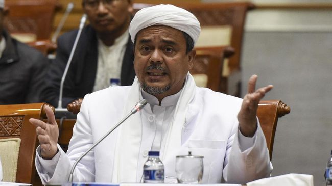Habib Rizieq Shihab menganggap proses hukum yang dikenakan kepada Munarman adalah fitnah.