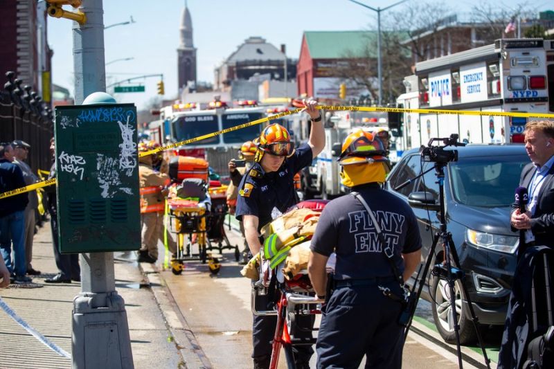 Tersangka penembakan kereta bawah tanah NYC ditangkap