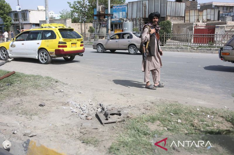 Tiga ledakan guncang sekolah menengah di Kabul