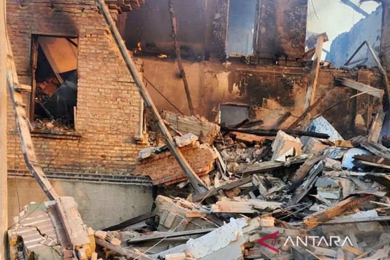 Kabar Ukraina: Dari pengeboman sekolah hingga penghancuran museum