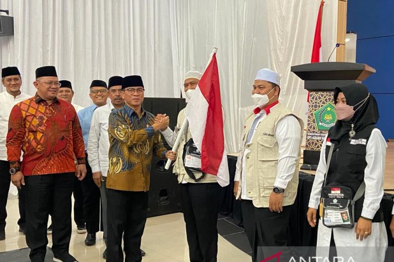 Fokuskan ibadah, jamaah haji diingatkan jangan asyik unggah status