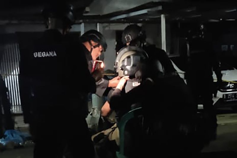 Polisi temukan bahan peledak saat olah TKP ledakan di Banyumas