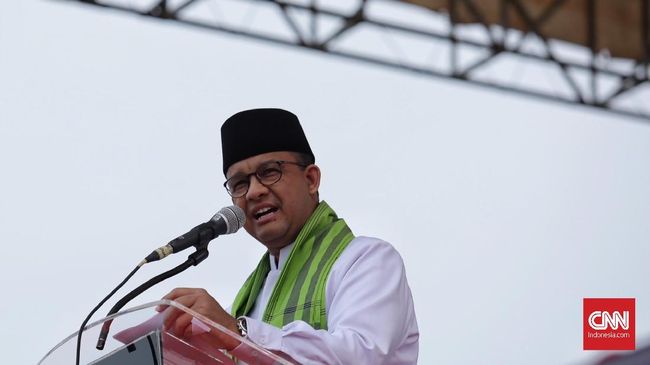 Relawan Ganjar Pranowo dan Anies Baswedan saling menuding memakai politik identitas. Keduanya pesimis Ganjar-Anies bisa berpasangan di Pilpres.