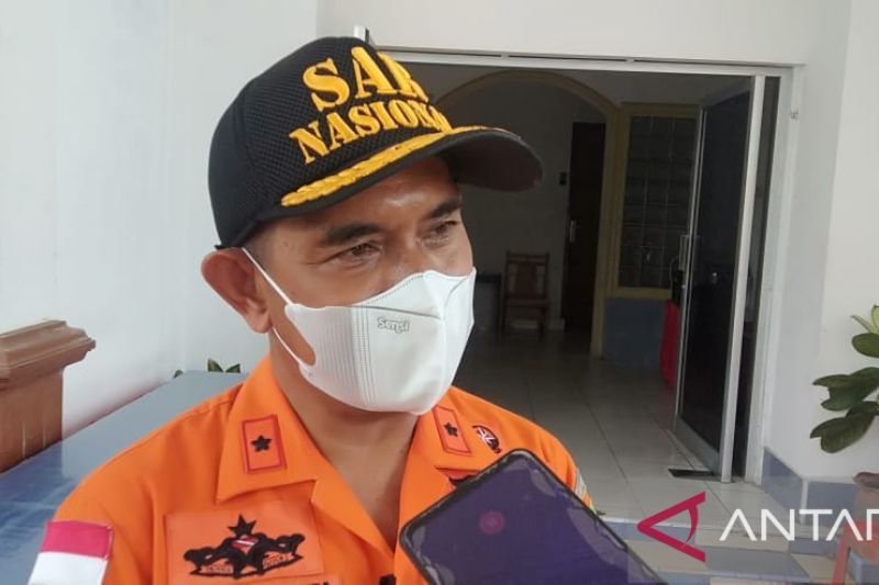 Tim SAR cari anggota Brimob hanyut di Sungai Salubanga