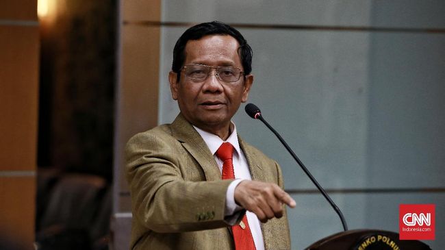 Menko Polhukam Mahfud MD mengaku pernah merekomendasikan masyarakat agar berdonasi ke ACT. Kini, ia minta ACT diproses hukum jika ada pelanggaran.