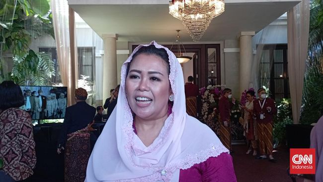 Putri Presiden keempat RI Gus Dur Yenny Wahid guyon soal tak menyapa Cak Imin saat menghadiri pernikahan putri Gubernur DKI Jakarta Anies Baswedan. Ini isinya.
