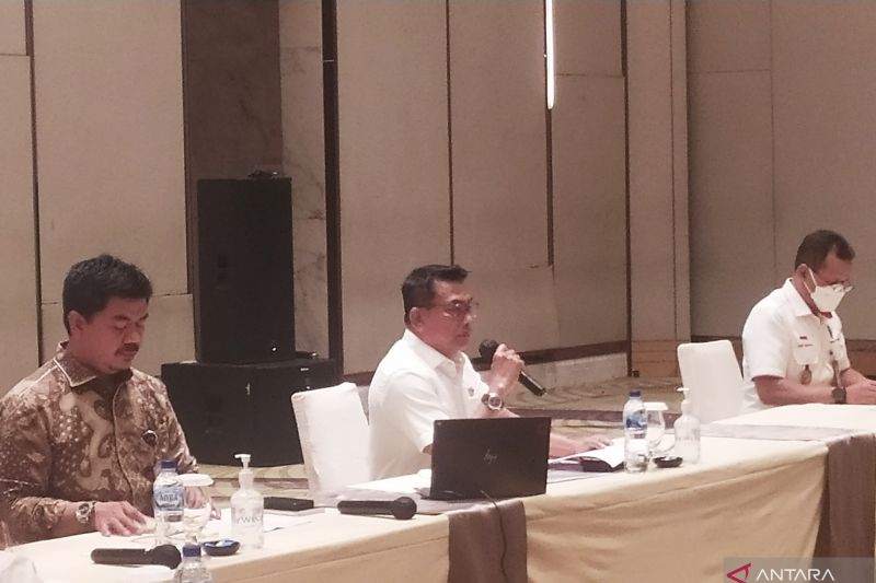 Moeldoko: KKB takut hilang pengaruh karena capaian pembangunan Papua