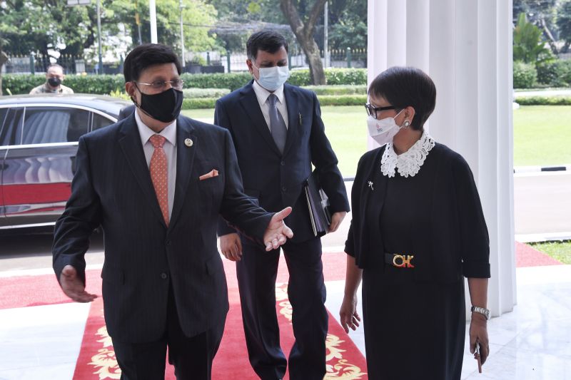 RI-Bangladesh akan tingkatkan kerja sama kesehatan, pertahanan