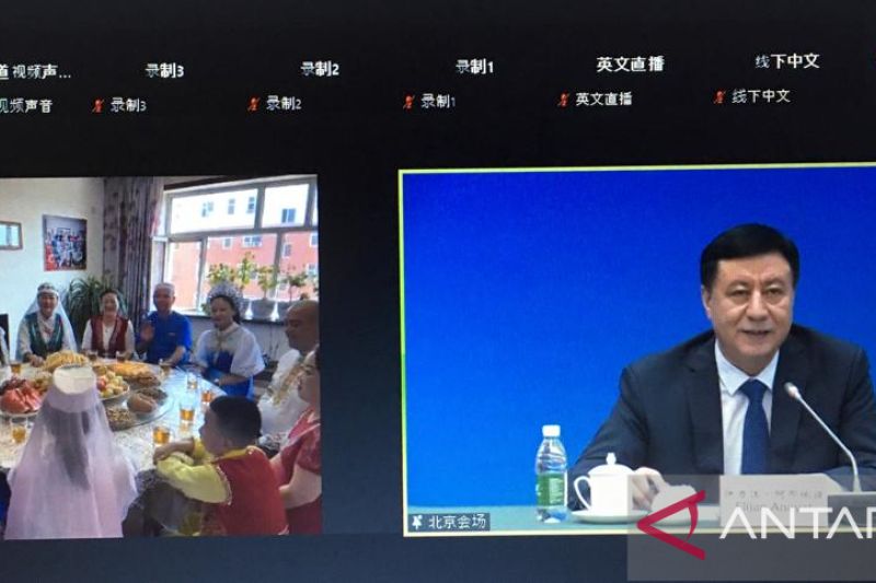 Xinjiang tampilkan warga multietnis