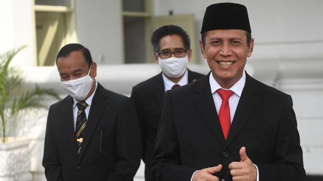 Kepala BNPT Komjen Pol. Boy Rafli Amar menyatakan paham terorisme bukan sebuah amalan agama, melainkan tindakan yang bersekutu dengan setan.