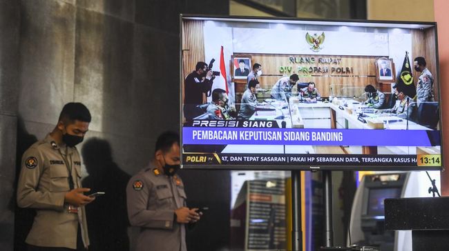 Wairwasum Polri Irjen Tornagogo Sihombing bakal memimpin sidang dugaan pelanggaran etik mantan Karo Paminal Propam Brigjen Hendra Kurniawan.