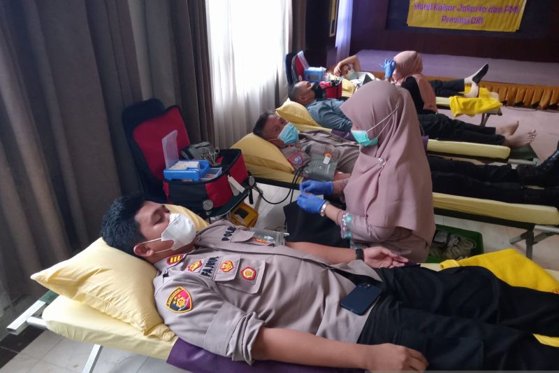 Polsek Pancoran dan PMI gandeng hotel gelar donor darah