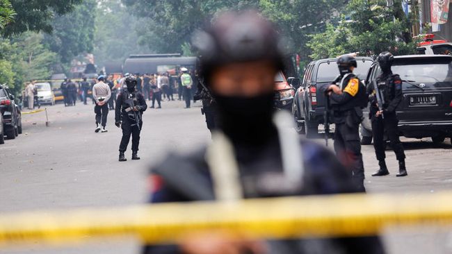 Eks narapidana terorisme menduga pelaku bom bunuh diri di Polsek Astana Anyar, Bandung, Jawa Barat menggunakan bom berjuluk the Mother of Satan.