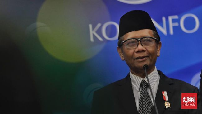 Mahfud mengatakan transaksi mencurigakan ini terendus oleh Pusat Pelaporan dan Analisis Transaksi Keuangan (PPATK).