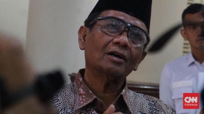 Menko Polhukam Mahfud MD mengungkap alasan pimpinan Ponpes Al Zaytun Panji Gumilang melakukan dugaan penodaan agama.