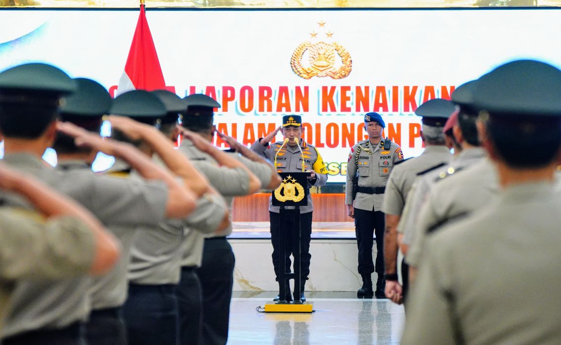 Kapolri Naikkan Pangkat 45 Perwira Tinggi, Setelah Rotasi Besar-Besaran