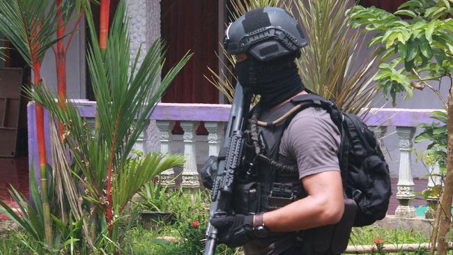 Tim Densus 88 Antiteror Polri kembali menangkap seorang terduga teroris di Kabupaten Boyolali, Jawa Tengah, Sabtu (27/1).