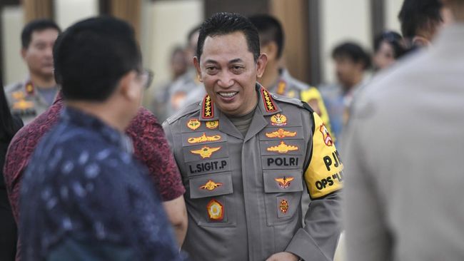 Selain diikuti para pejabat utama Mabes Polri, Rapim pengamanan Mudik dan Pilkada 2024 juga dihadiri Mendagri Tito, Kepala BNPT, Menpan, hingga Kompolnas.