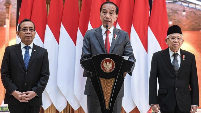 Presiden Joko Widodo mengaku malu lantaran Indonesia baru menjadi anggota penuh Satuan Tugas Aksi Keuangan (FATF) pada 2023 lalu.
