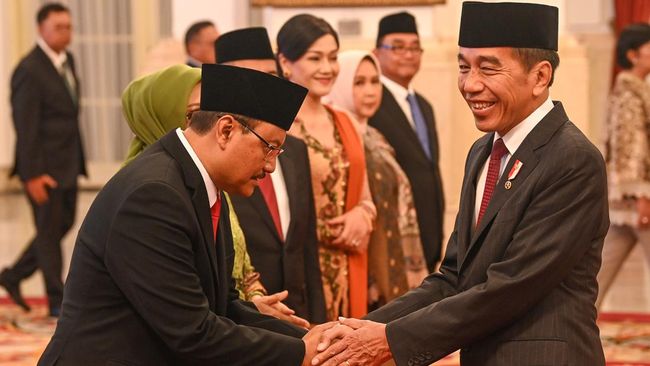 Gus Ipul ingin pengangkatan dirinya sebagai Mensos di era Jokowi bisa membantu presidenm dalam menata masa transisi ke Prabowo.