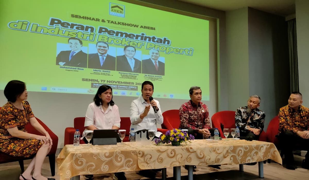 Pemerintah Perketat Izin Broker lewat Regulasi