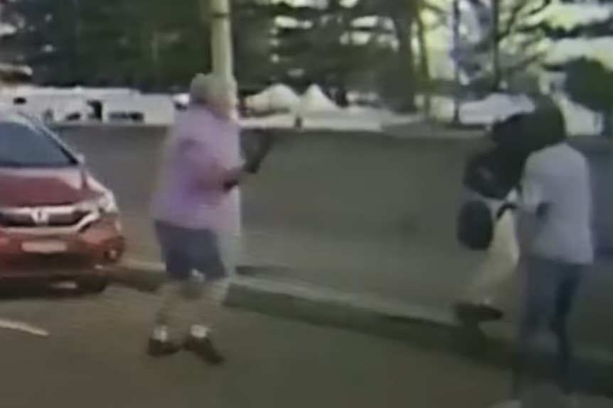 Keberanian Sipil di Pantai Bondi, Sosok Kedua Penantang Pelaku Teror Muncul ke Publik