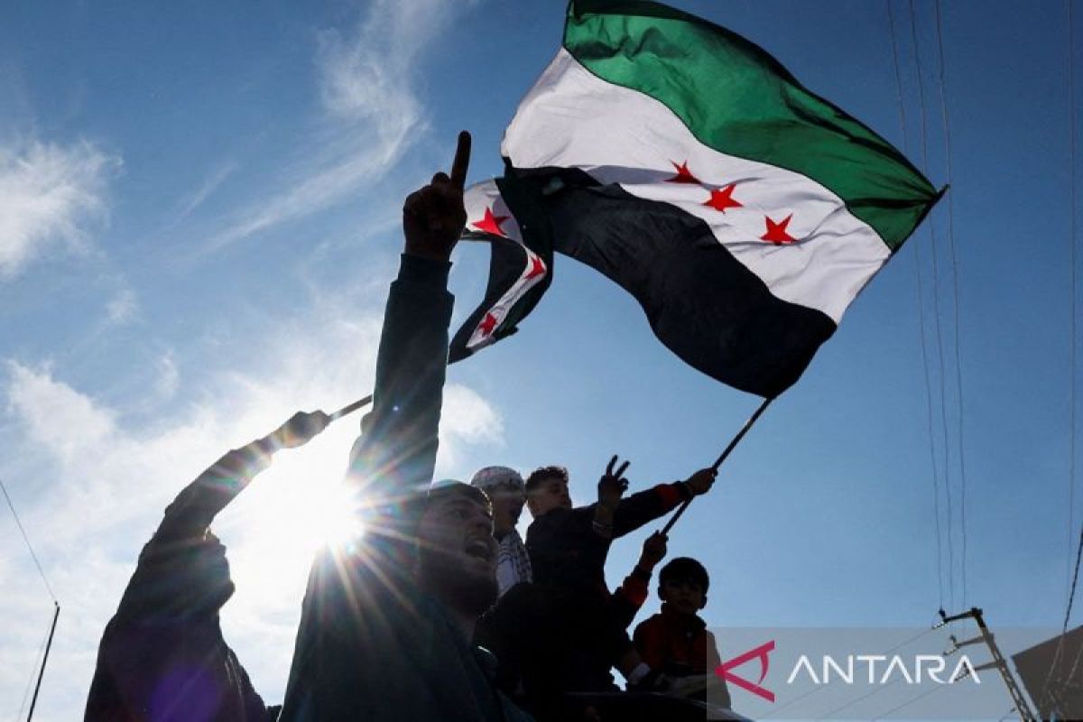 Suriah siapkan mata uang baru, penukaran dimulai 1 Januari