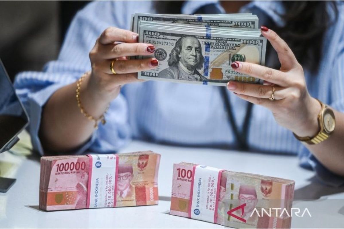 Rupiah diprediksi melemah seiring penangkapan Presiden Venezuela