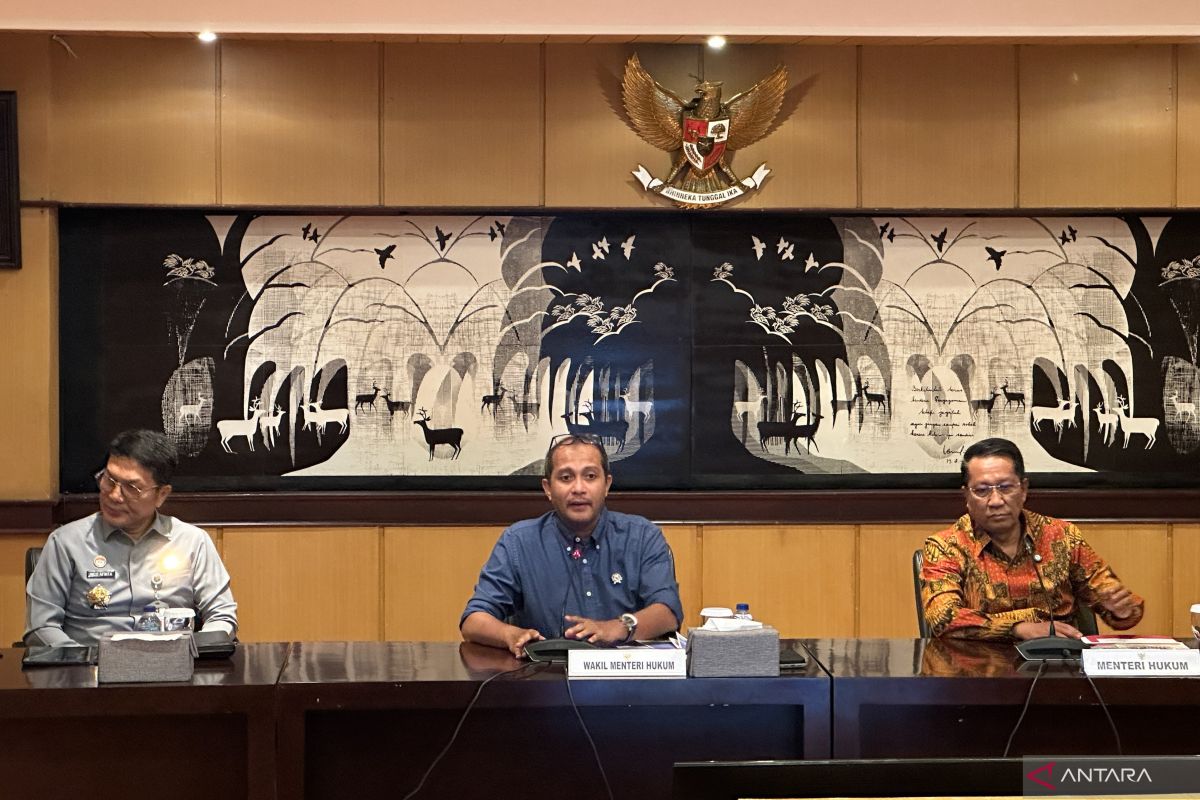 Wamenkum: Warga bisa ajukan praperadilan bila laporan polisi diabaikan