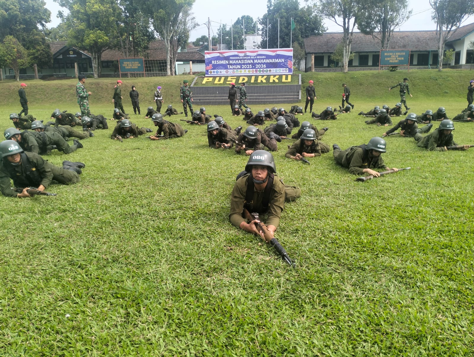 Ditempa Disiplin dan Kepedulian, Mahasiswa Jabar Jalani Pendidikan Dasar Bela Negara Menwa Mahawarman