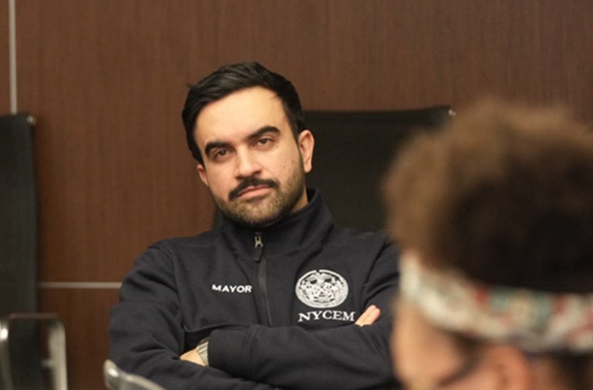 Viral Video Polisi New York Pukuli Pria di Toko, Wali Kota Mamdani: Tak Bisa Diterima!