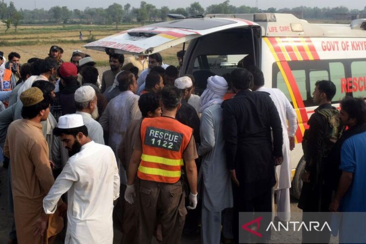 15 polisi tewas dalam serangan di Pakistan