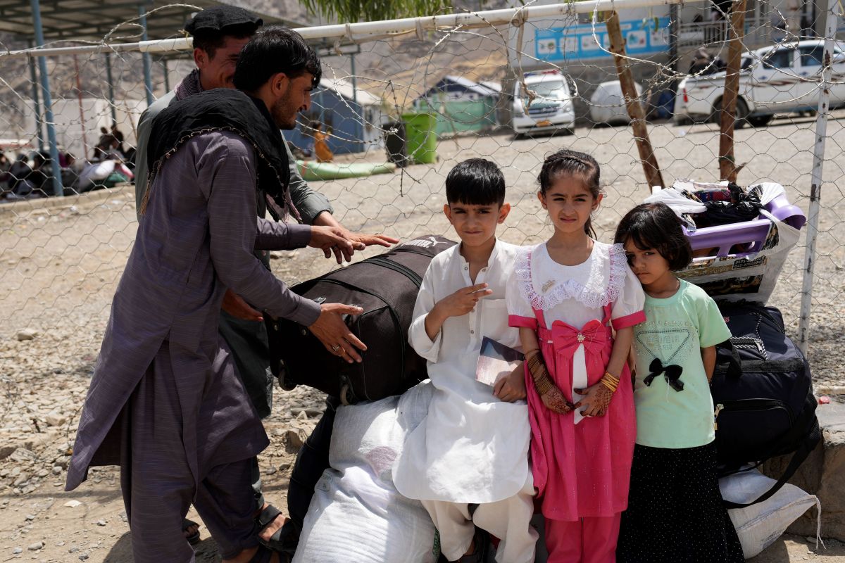 Afghanistan sebut wilayahnya jadi sasaran serangan udara Pakistan
