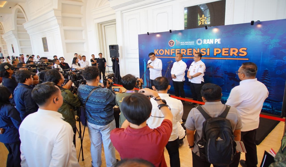 Menkopolkam Waspadai Perekrutan Teroris via Internet, RAN PE Fase II Diluncurkan