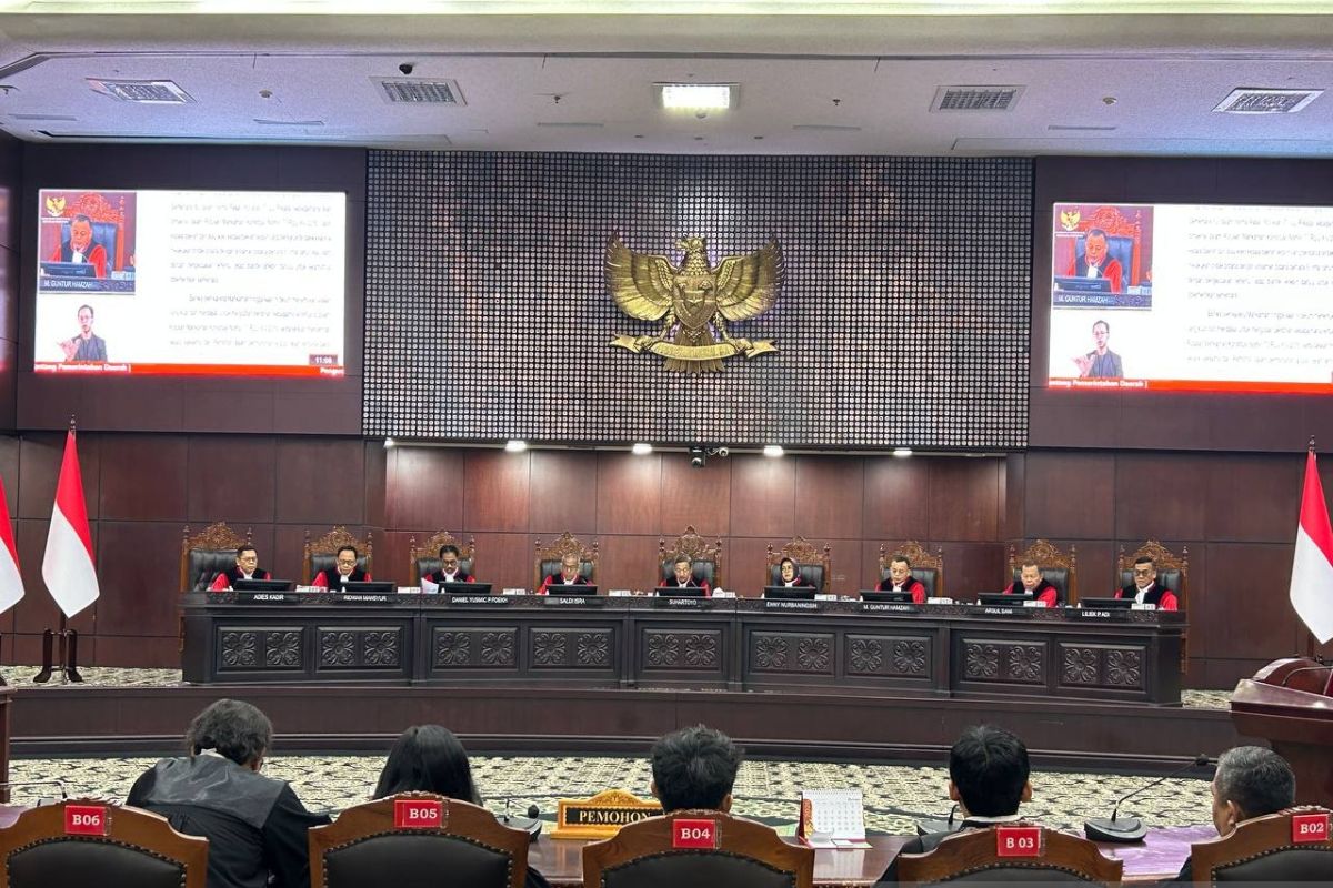 MK hilangkan multitafsir UU Pemda terkait pemberhentian kepada daerah