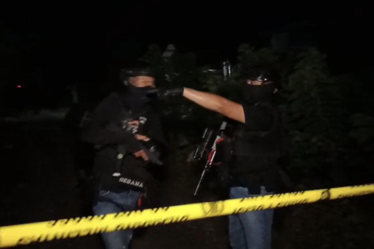 &lrm;&lrm;Densus 88 tangkap tiga terduga teroris di Sulawesi Tengah